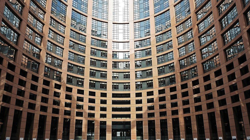 ЕП получава още 16 млрд. евро за ключови програми