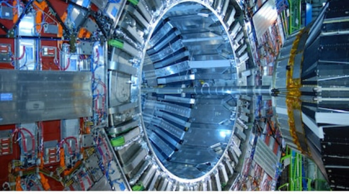 CERN: планиран е следващият мощен ускорител на частици