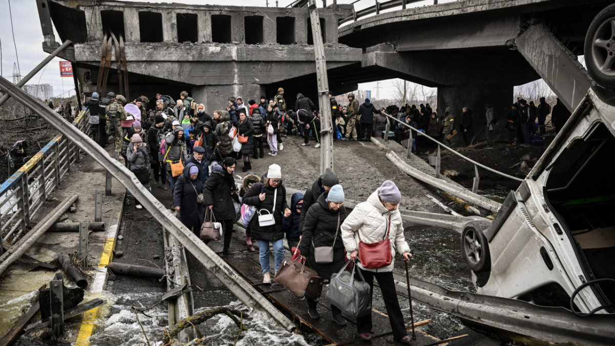 Два милиарда човека на планетата живеят в условия на война