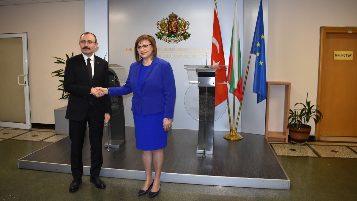 България и Турция обсъдиха спешния внос на стомана и желязо за българската икономика