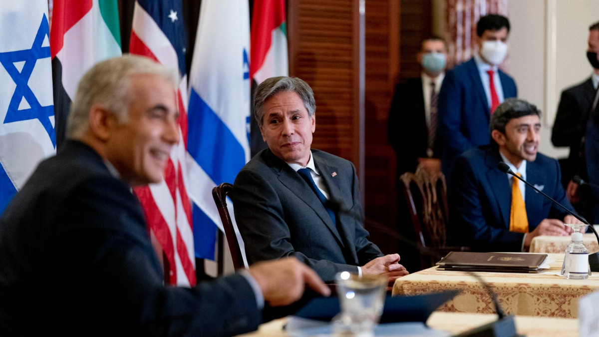 За първи път в историята си Израел посреща четирима арабски външни министри