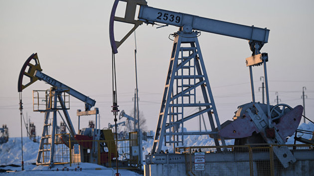 Петролът поскъпва заради рисковете от затягане на антируските санкции