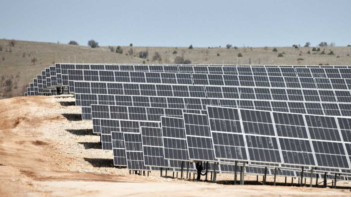 Гърция откри най-големия соларен парк в Европа