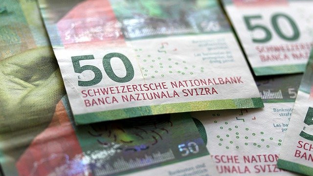 Неутрална Швейцария блокира руски активи на стойност над 8 милиарда долара