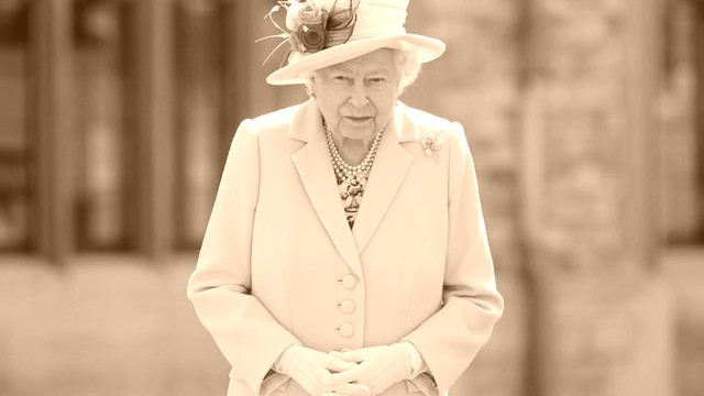 Елизабет II: „Десетилетия на постижения“ и „уверен поглед в бъдещето“