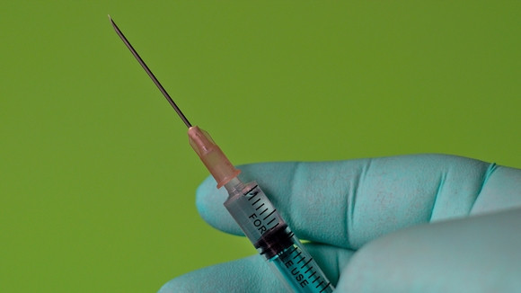 Властите в САЩ започват ваксинация против маймунска шарка