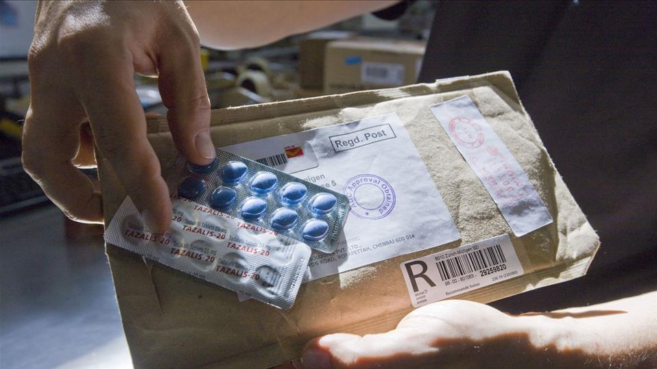 Фалшиви лекарства са засечени от швейцарските митници