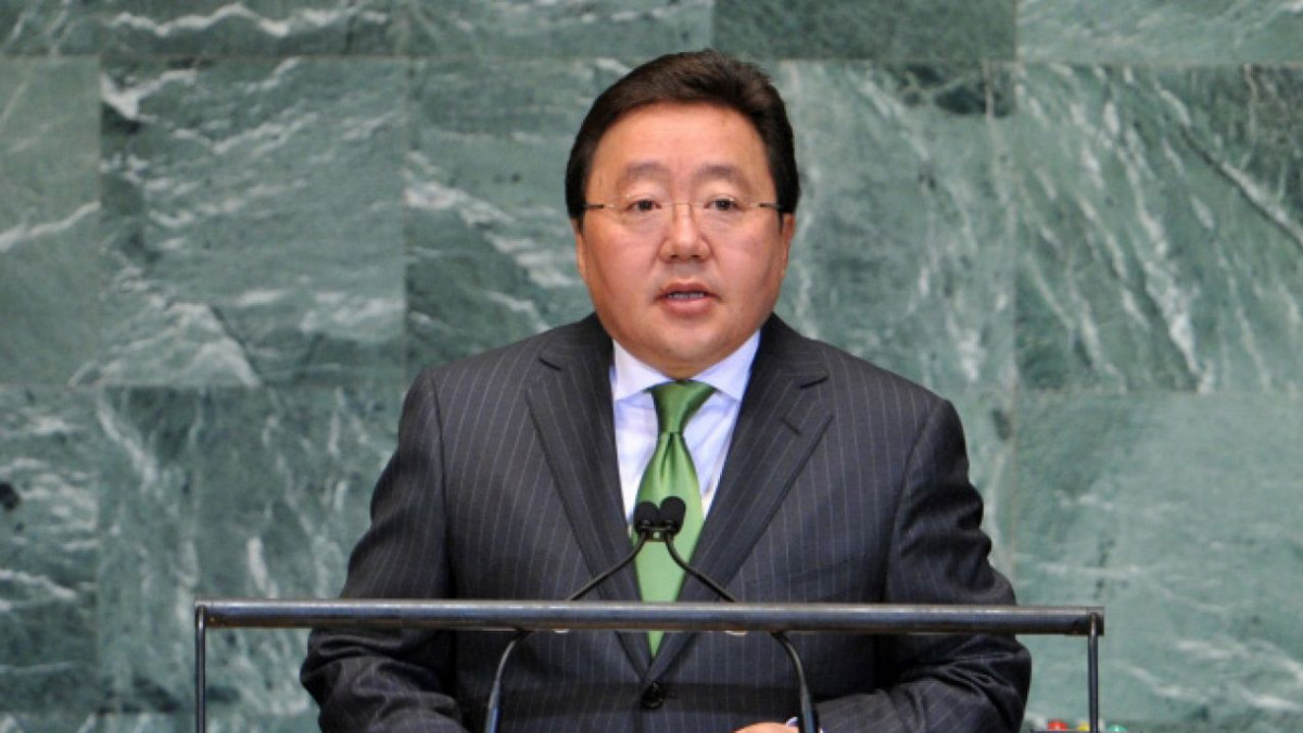 Бившият президент на Монголия покани бурятите да избягат от мобилизацията в страната му