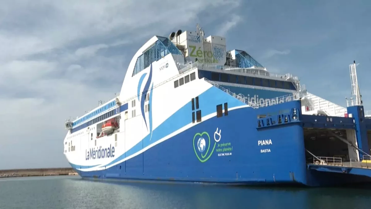 Първият в света „зелен” ферибот започна курсове между Марсилия и Корсика