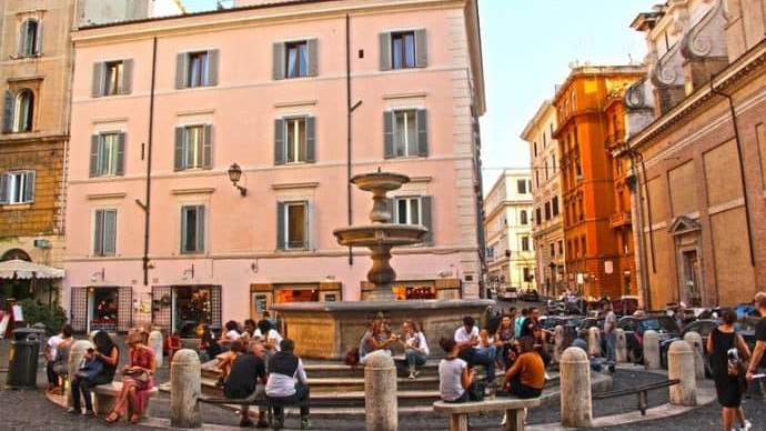 Американски турист в Рим похапна сладолед и пи бира срещу € 450