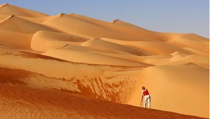 Защо Саудитска Арабия постоянно купува пясък, при положение, че се намира в пустинята