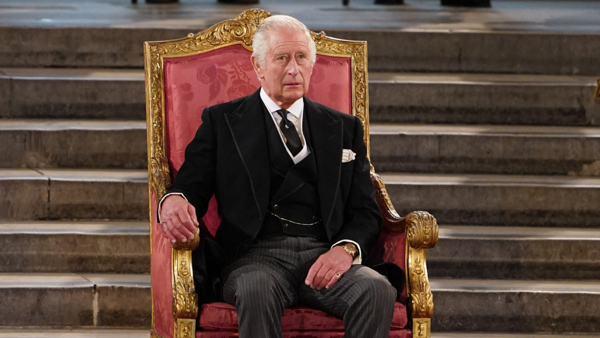 Новият британски монарх няма да плаща данък върху наследството си