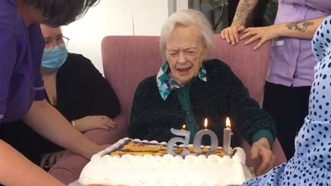 Само два вида продукти: 105-годишна жена разкри секрета на своето дълголетие