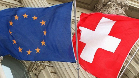 Швейцарски антиевропейски групи обединяват сили