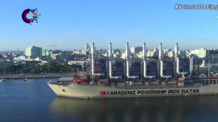 Турски плаващи електроцентрали произвеждат ток за Куба