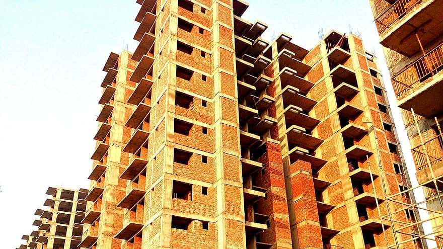 Въведените в експлоатация новопостроени жилищни сгради нарастват с 53,4%