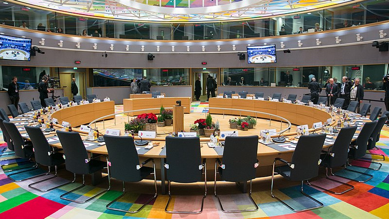Съветът на ЕС обяви заобикалянето на санкциите за престъпление