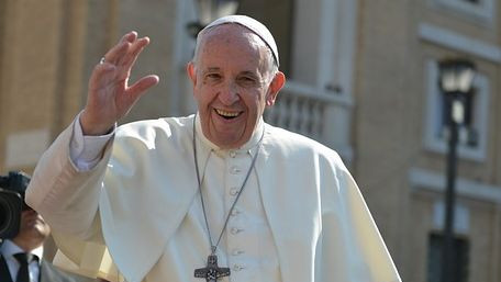 Папата нарече конфликта в Украйна "световна война"