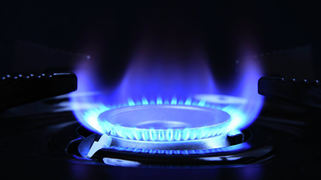 Борсовите цени на газа в Европа паднаха под 1100 долара