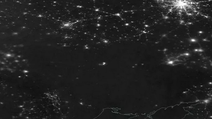 НАСА показа  останалата без ток Украйна
