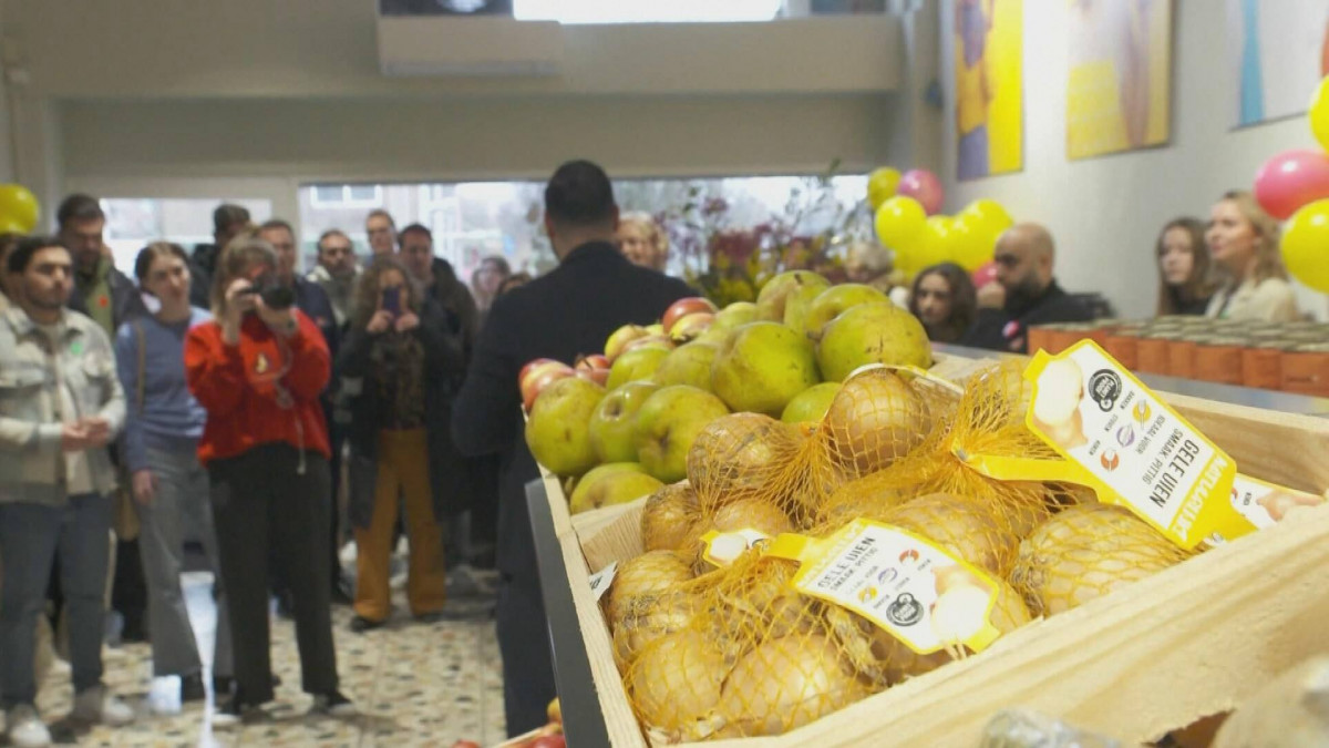 В Амстердам отвори врати безплатен супермаркет
