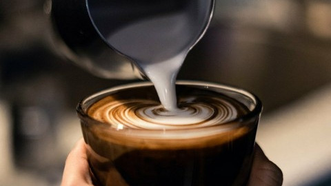 Учени споделиха откритие, което ще зарадва любителите на кафе с мляко