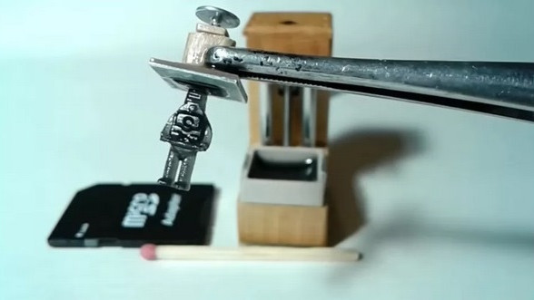Показаха най-малкия в света 3D-принтер (ВИДЕО)