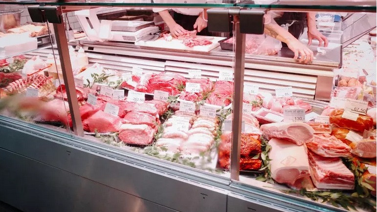 Учени предложиха върху опаковките с месо да се поставят предупреждения за вредата му