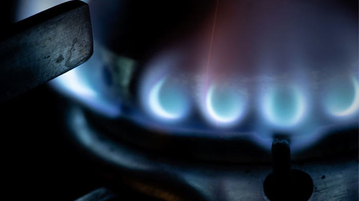 Природният газ в Европа поевтиня под $600 в очакване на ново затопляне