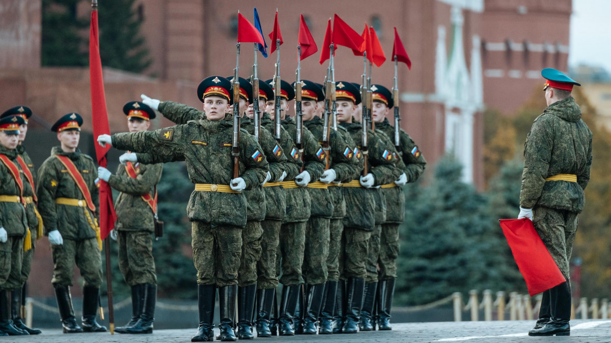 Нови предполагаеми самоубийства в руския военен елит