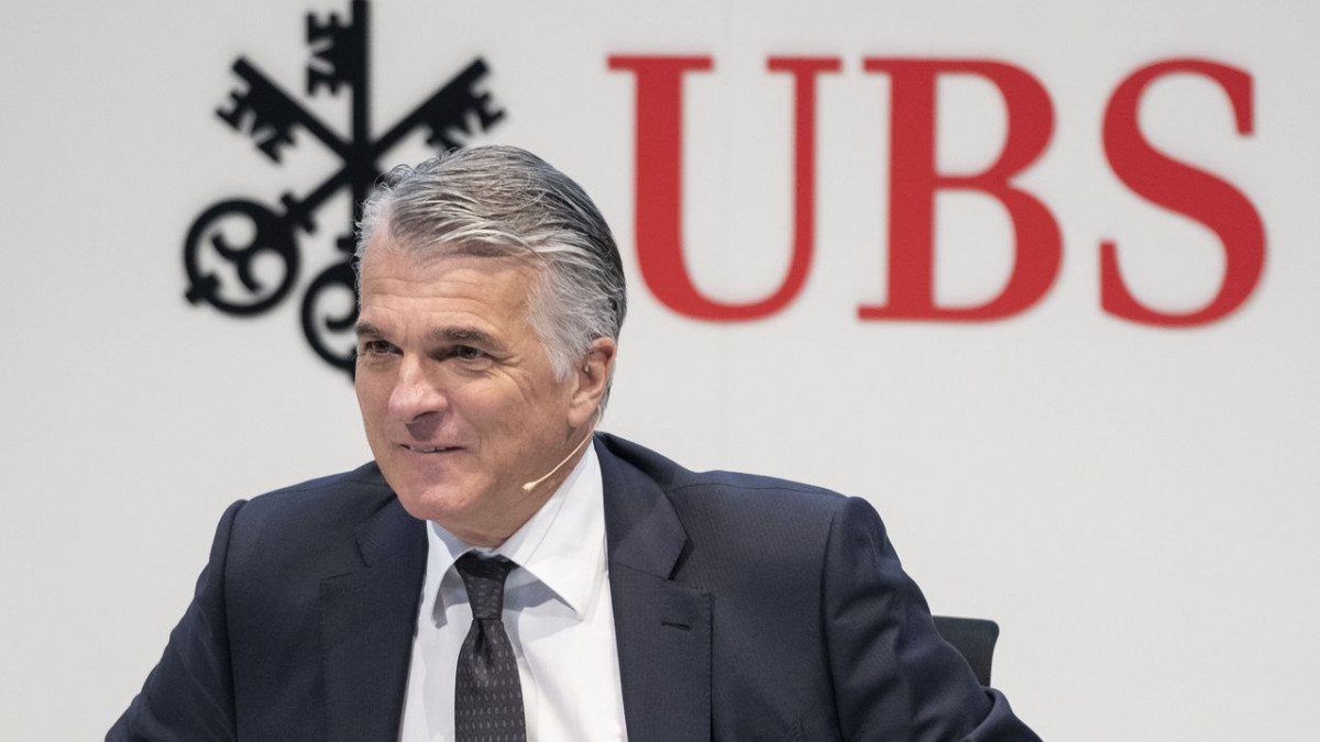 Бивш шеф от кризисен период се връща на управленския стол на UBS