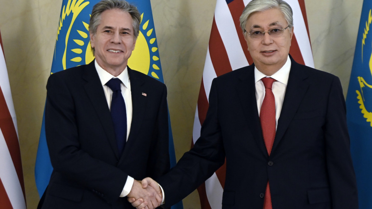 Казахстан обяви стратегическо сътрудничество със Съединените щати