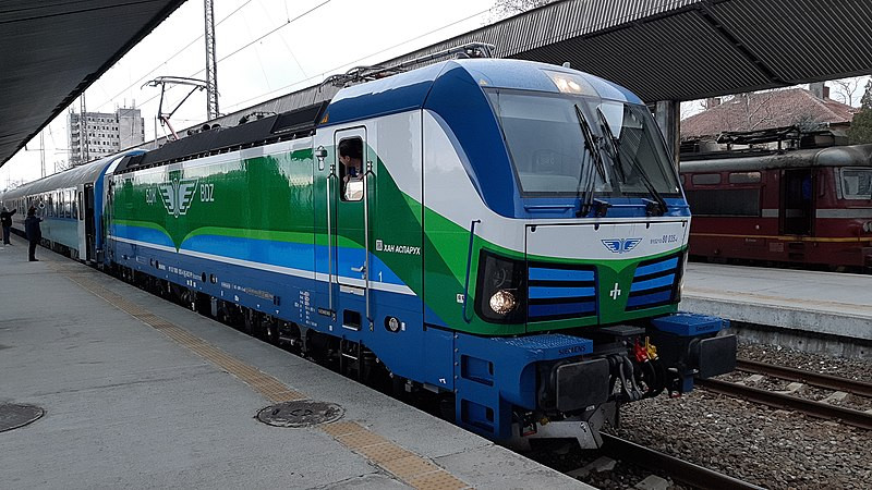 Преустановено е движението на влаковете между гарите Ихтиман – Костенец
