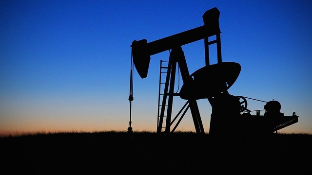 Цената на петрол Brent падна до 74,97 долара за барел