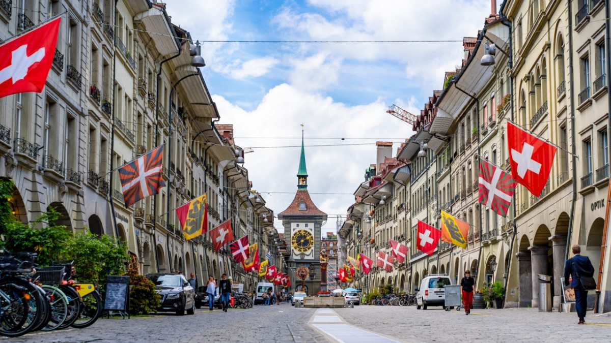 Челен опит: Швейцария може да се сдобие с два национални празника