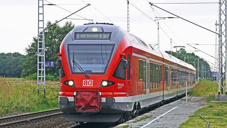 Преустановено е движението на влаковете в участъка Орешец – Димово