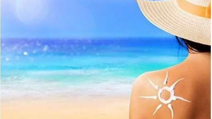 В сезона на летните отпуски: Безопасни ли са за здравето лосионите за тен