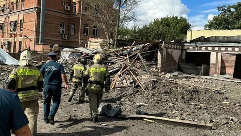 В руския град Таганрог паднаха отломки от свалена украинска ракета