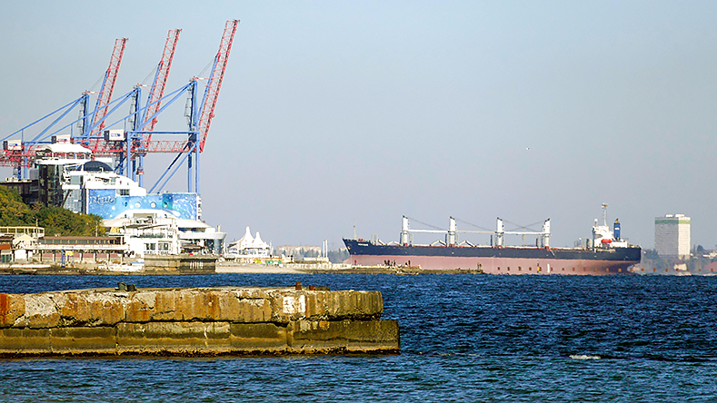 Застрахователите преразглеждат договорите си с кораби, опериращи в Черно море