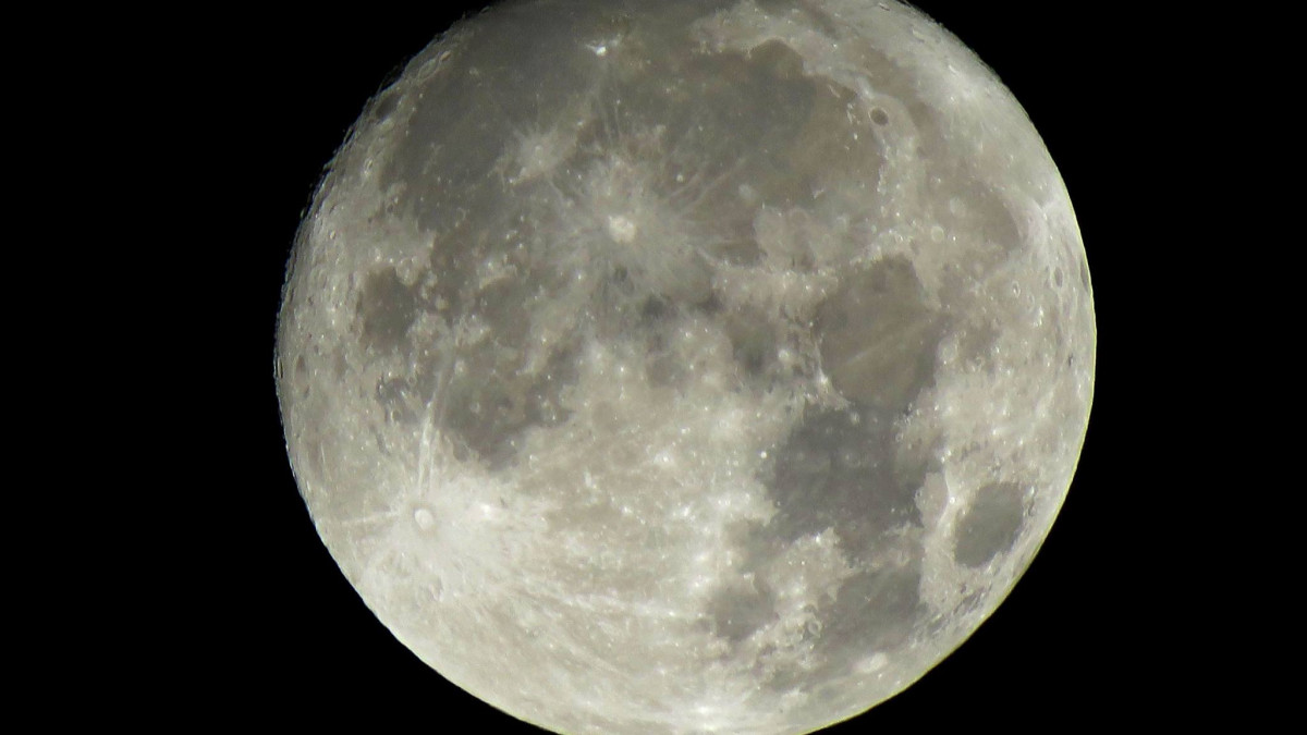 От НАСА изключиха Русия от  участниците в космическата надпревара за Луната