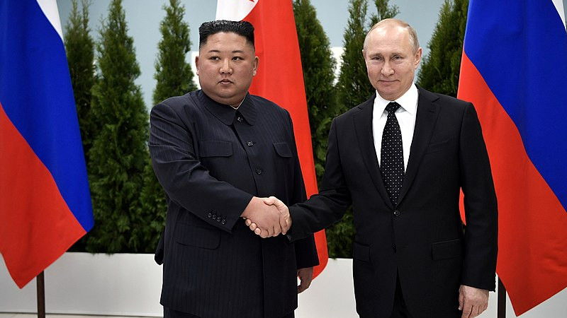 Лидерът на Северна Корея Ким Чен Ун пристигна в Русия за преговори с Путин