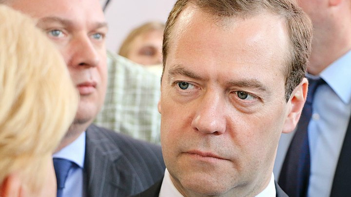 СВО ще продължи до унищожаването на киевския режим, заяви Медведев