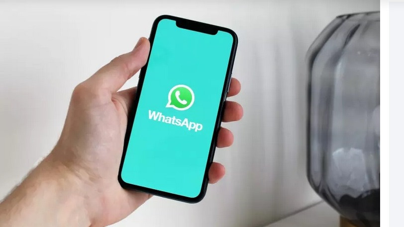 В месинджъра WhatsApp започна тестване за влизане в приложението чрез