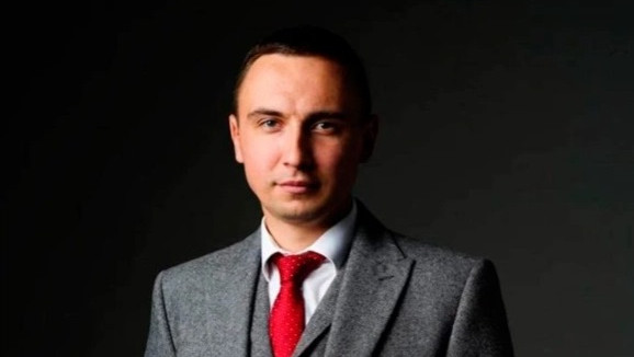 Вчера сутринта адвокат Александър Федулов спря да комуникира и не