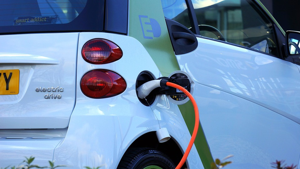 Електромобилите са 79% по-малко надеждни от колите с двигатели с вътрешно горене