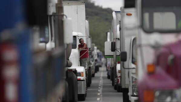 Стотици камиони замърсяват всеки ден въздуха на границата ни с Румъния