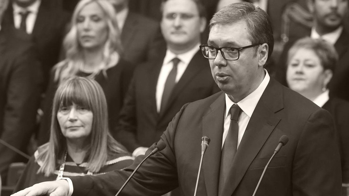 Как Сърбия използва "извънблоковия" си статут за икономическа изгода
