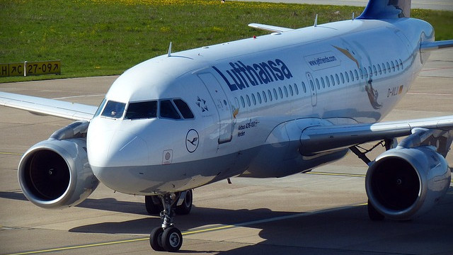 Lufthansa поръча самолети Boeing и Airbus на стойност 9 милиарда долара