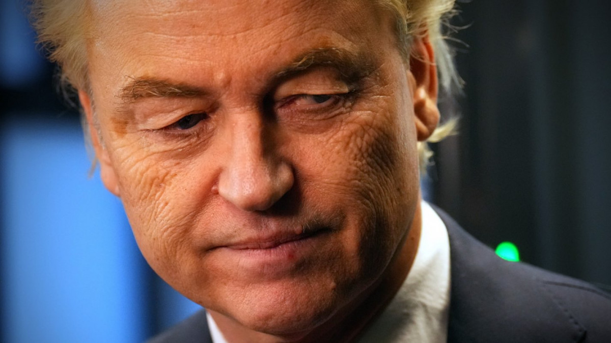 Нидерландия избегна крайнодесен премиер