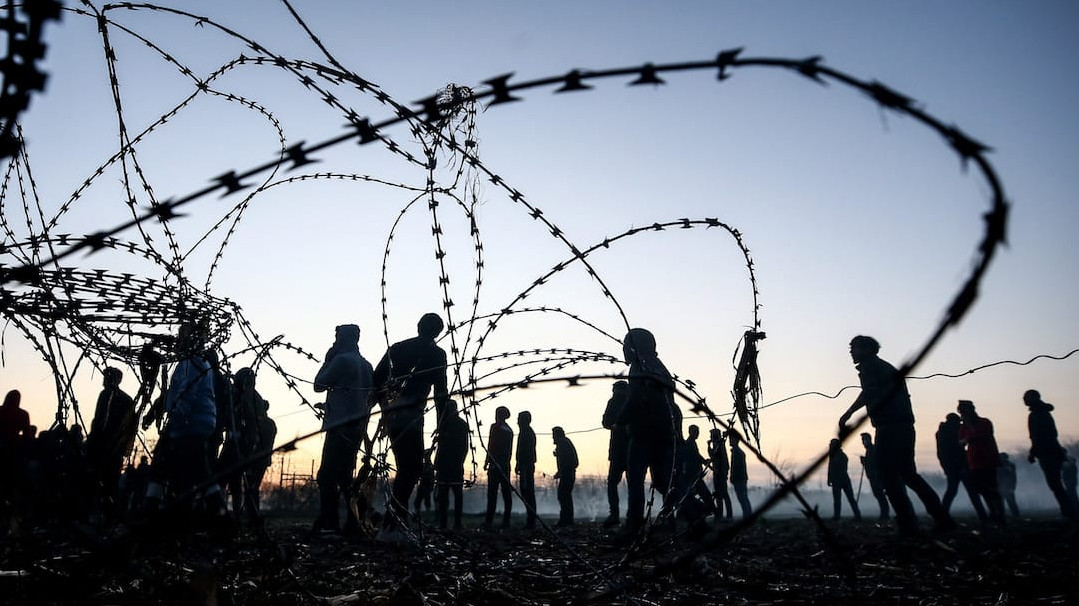 Половината европейци настояват за по-строг граничен контрол